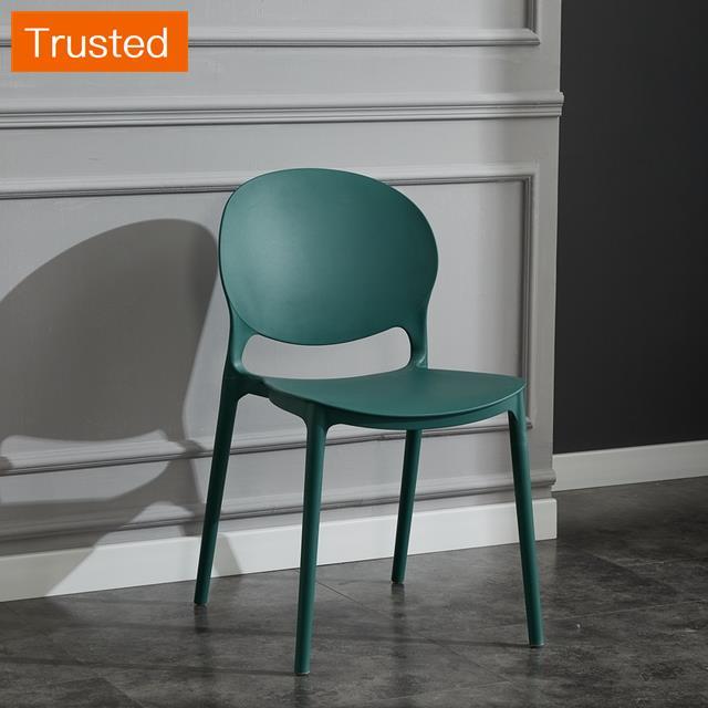 Multiple Variations Nordic Minimalist Dining Chairs for The Kitchen Furniture Plastic Chair Adult Leisure Creative Coffee Lazy Backrest Stool